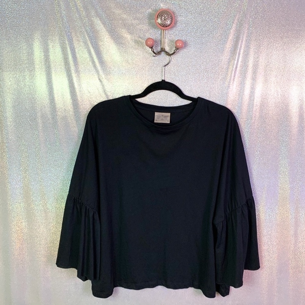 Dantelle | Black Top with Butterfly Sleeves